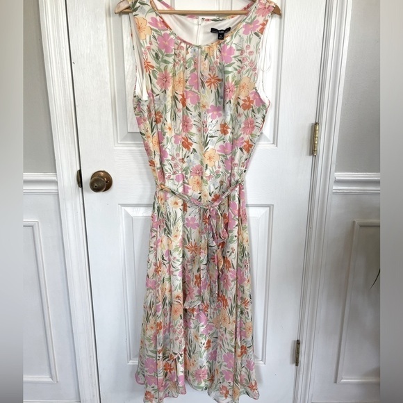 R&K Dresses & Skirts - R&K Dress Size 18 White Pink Floral Flowy Belted Sleeveless Midi Modest